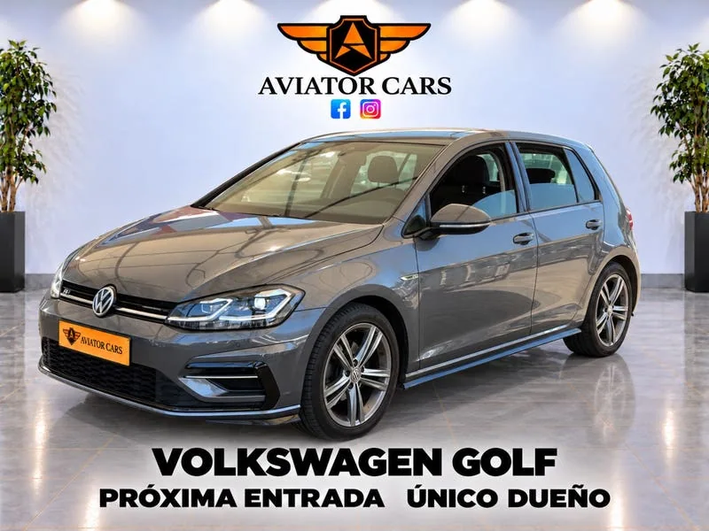 Volkswagen Golf Gris / Plata de 2018
